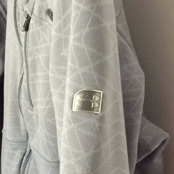 Under Armour soft shell jacket size medium - Picture 3 of 6